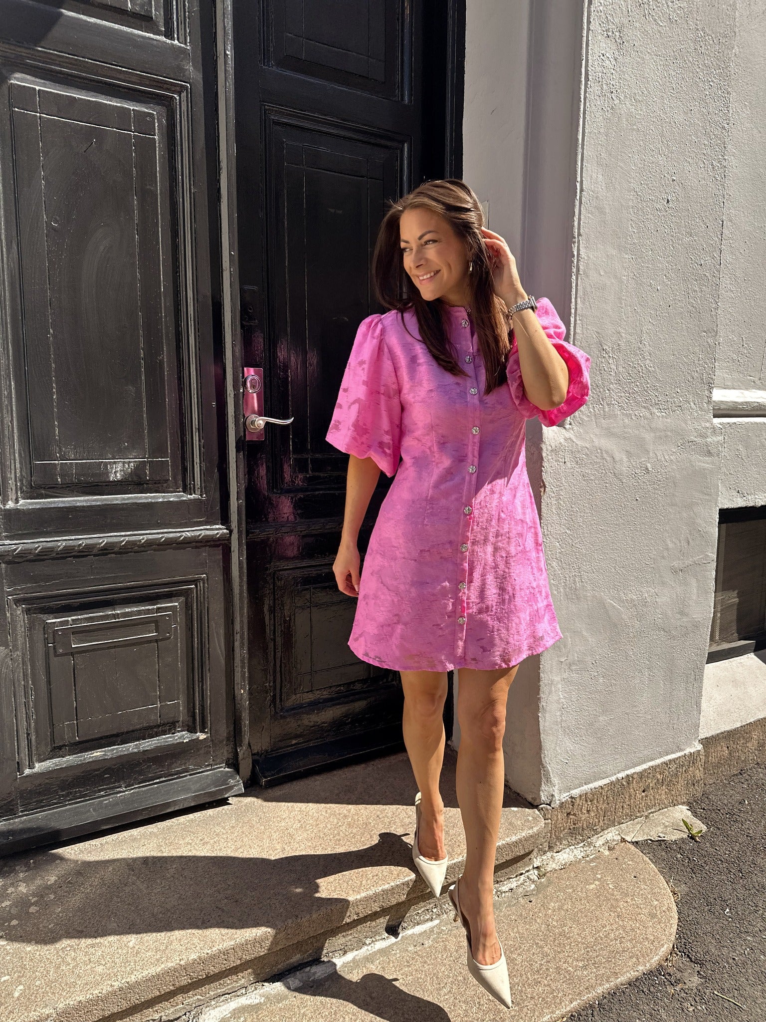 VIAGGA Short Dress - Sangria Sunset